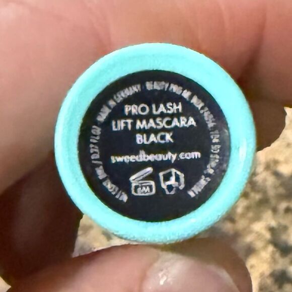Sweed Beauty Lash Lift Mascara Black 0.27 oz / 8 ml - Picture 8 of 8